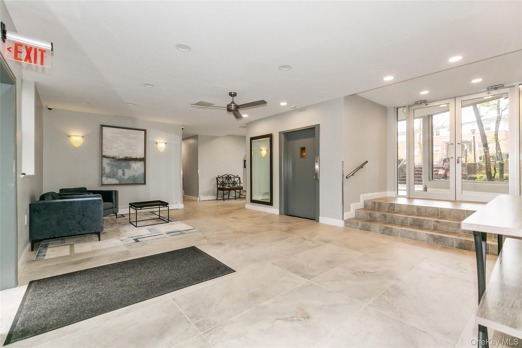 195 S Middle Neck Road 2 H