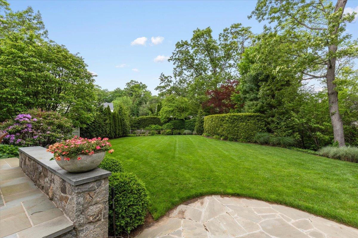 35 Seville Avenue, Rye, New York image 36