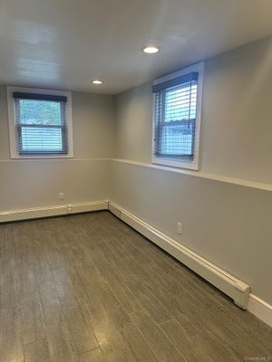 25 YOUNG ST, WEST BABYLON, NY 11704 - Image 32b4bac5dfbb41eae94b6c36f69384e4/480881992