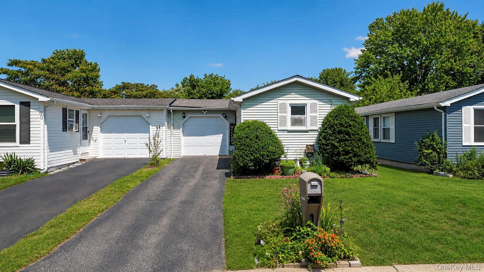 28 Greenwood Boulevard