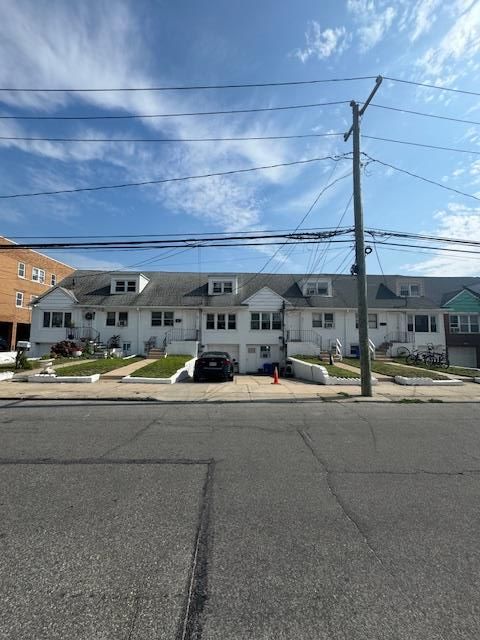 658 W Broadway Long Beach NY 11561