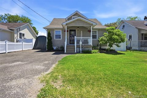 Homes For Sale - 234 Islip Boulevard<br/> Islip Terrace, NY 11752