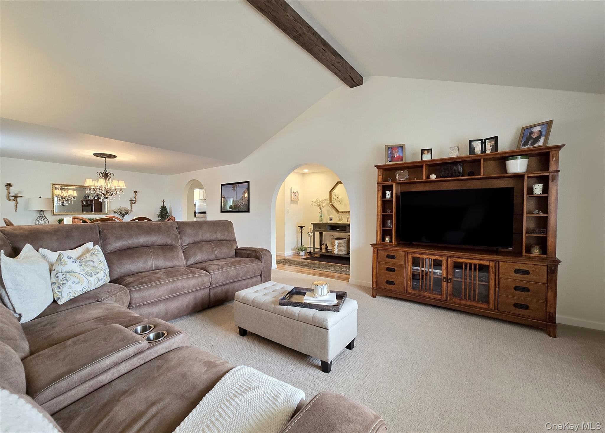 59 Holiday Park Drive