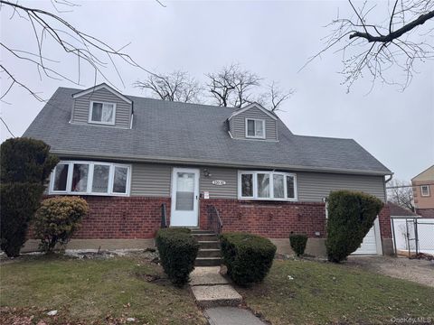 Photo of 120-31 FRANCIS LEWIS Boulevard, Cambria Heights, NY 11411 (MLS # 967873)