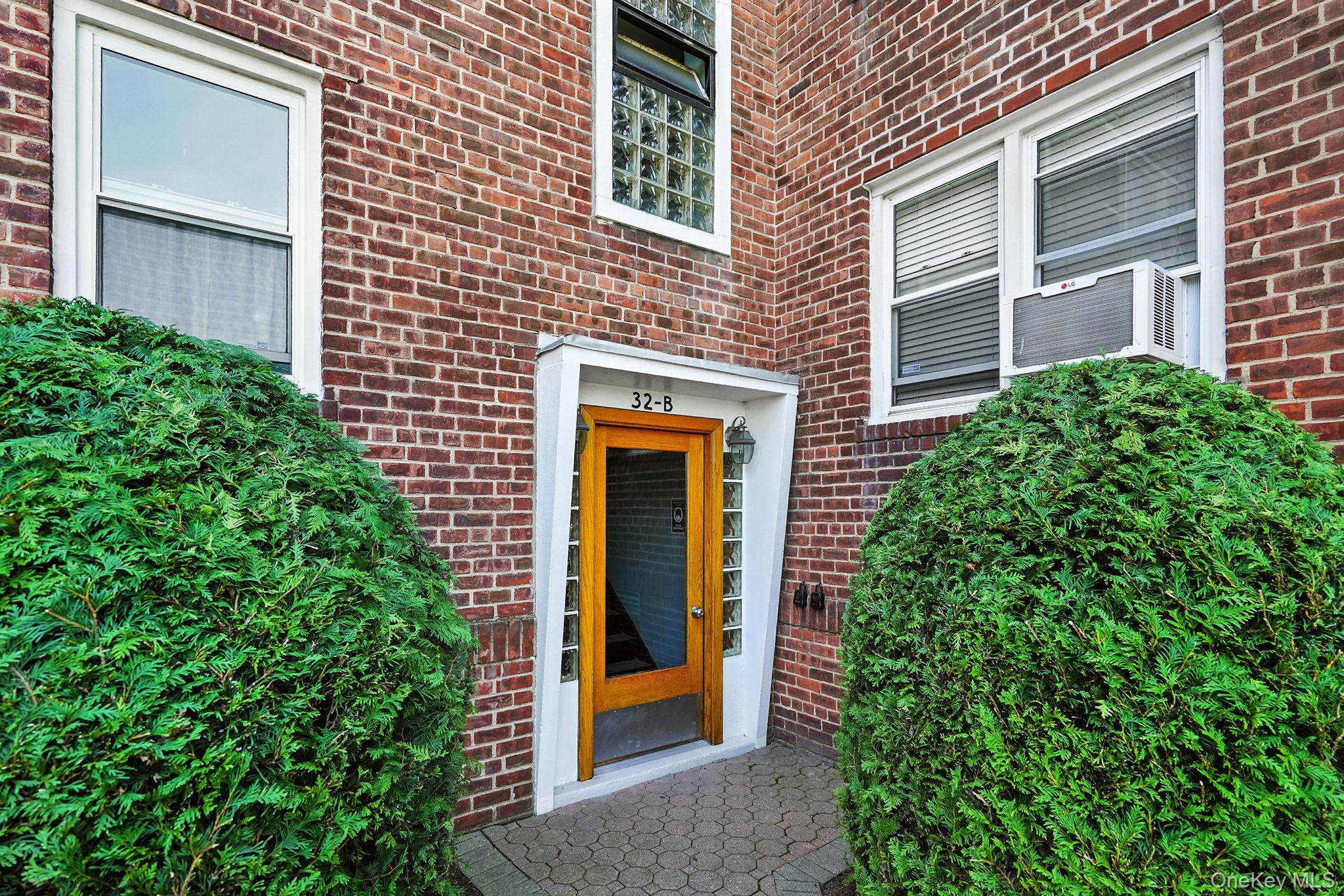 32B Broad Street E 3A