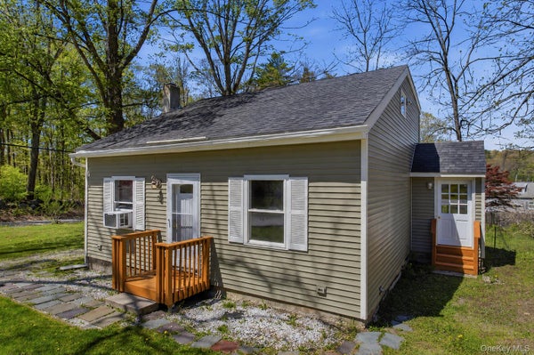 2 EASTWOOD RD, BREWSTER, NY 10509 - Image 32d4fe61a1d14fbb96c1ab8d1c29d330/3289717784