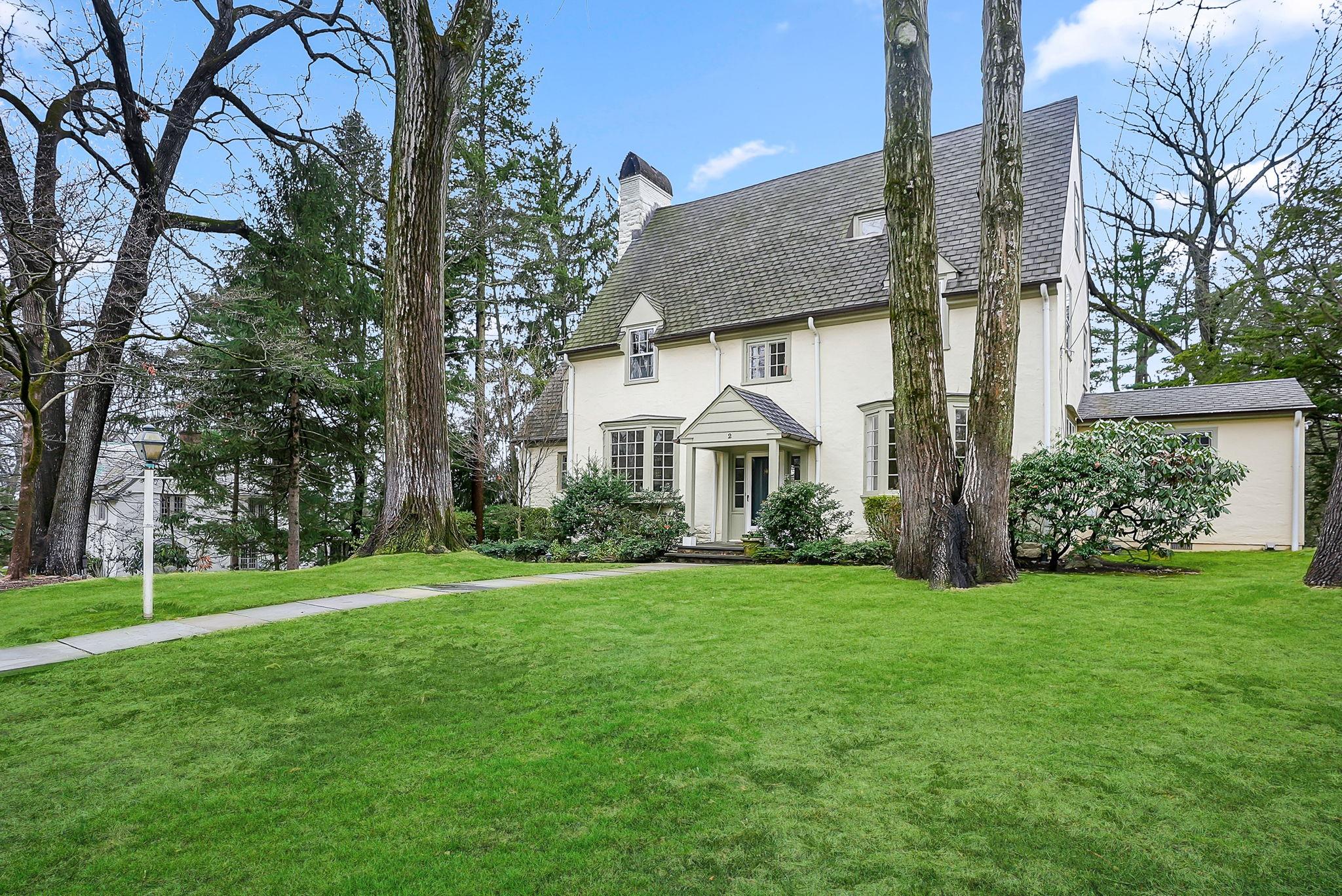 2 Woodlawn Avenue, New Rochelle, New York image 2