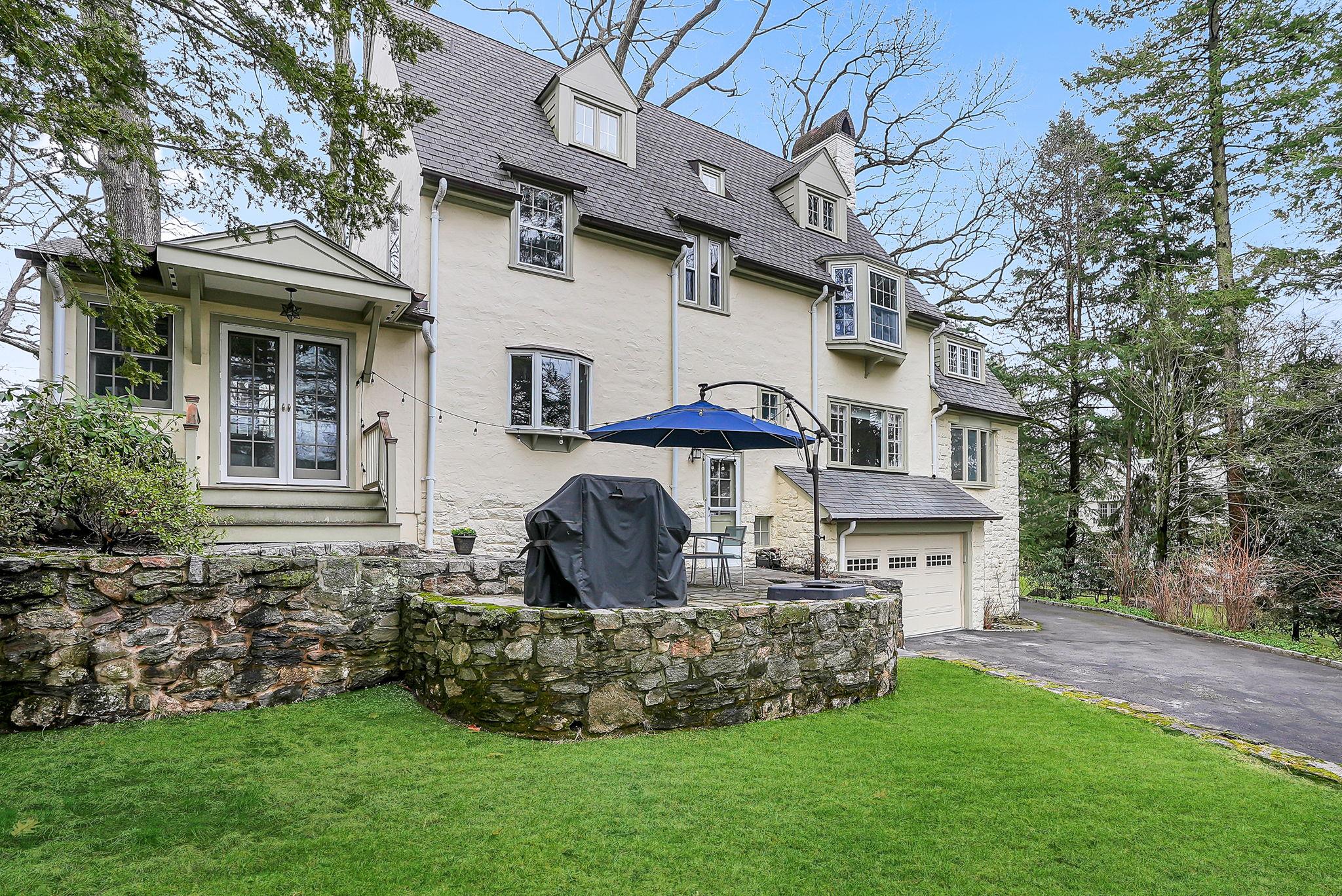 2 Woodlawn Avenue, New Rochelle, New York image 30