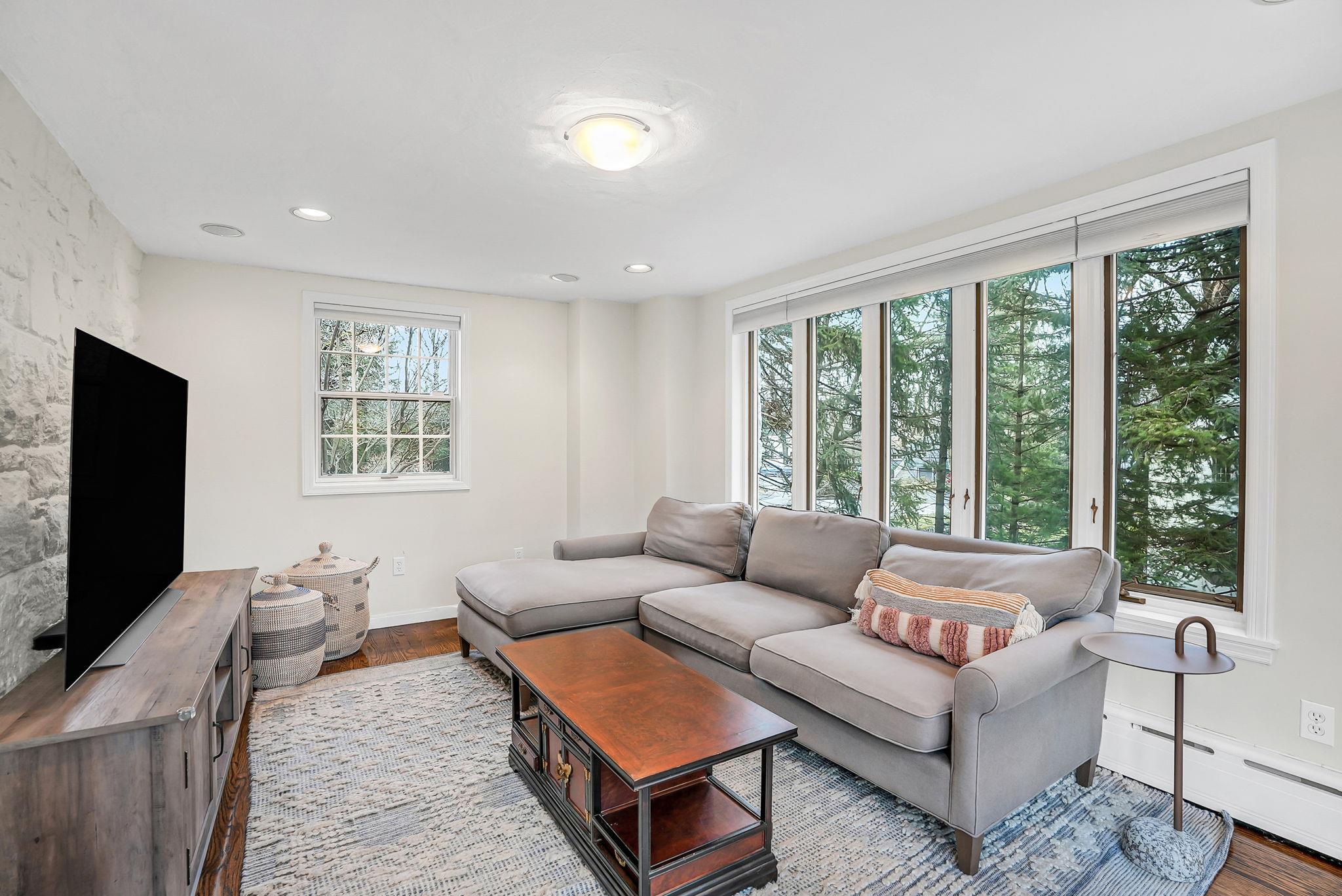 2 Woodlawn Avenue, New Rochelle, New York image 7