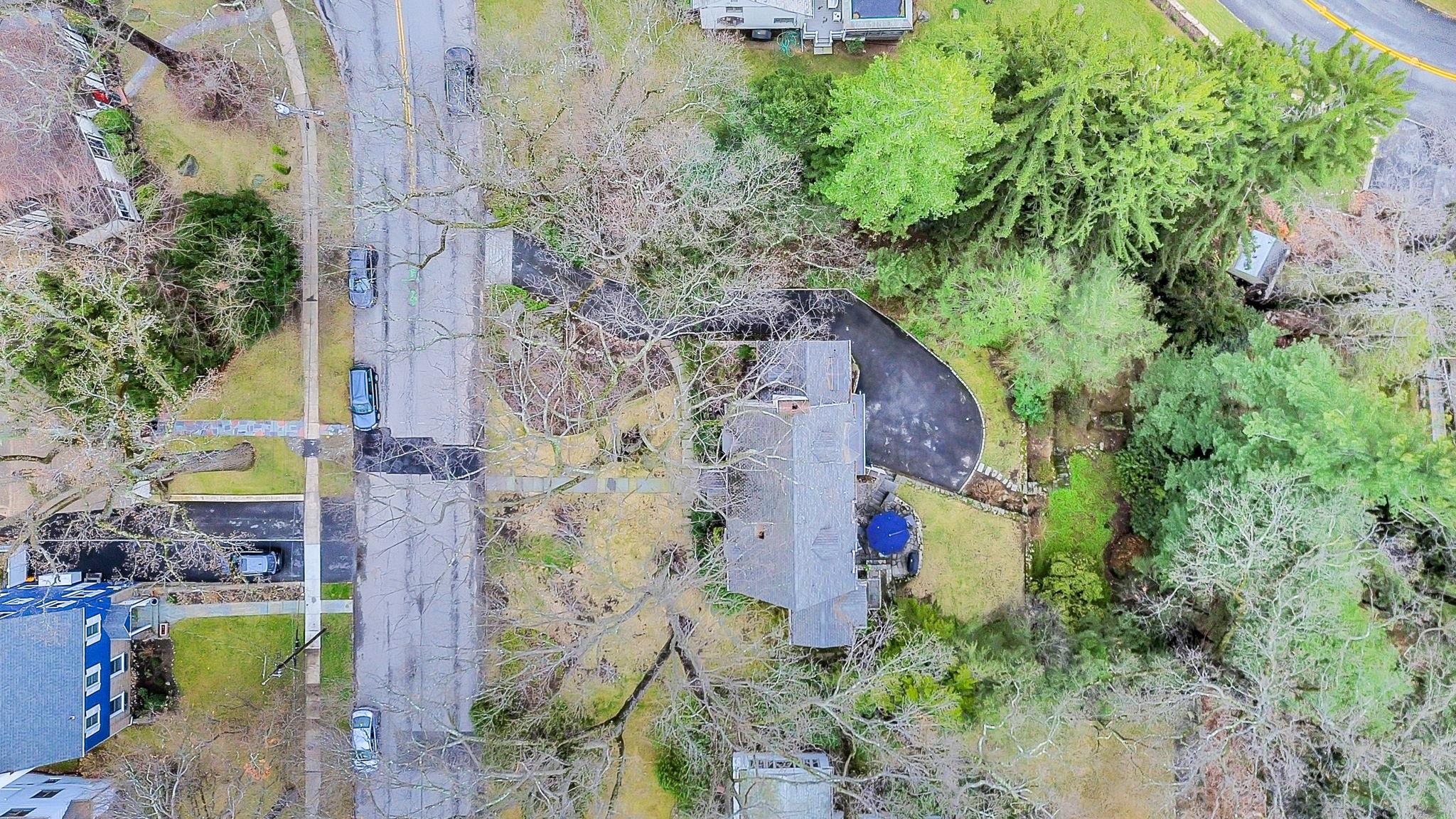 2 Woodlawn Avenue, New Rochelle, New York image 32