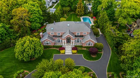 Homes For Sale - 199B W Shore Road<br/> Great Neck, NY 11024