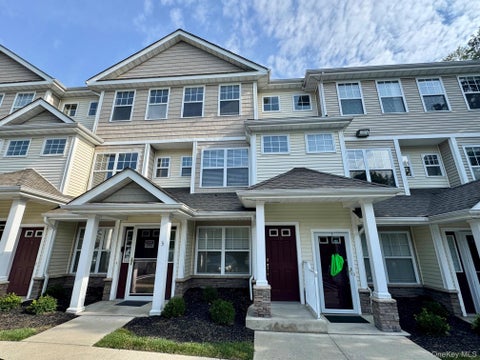 Condo For Rent - 19 Putters Way #10<br/> Middletown, NY 10940