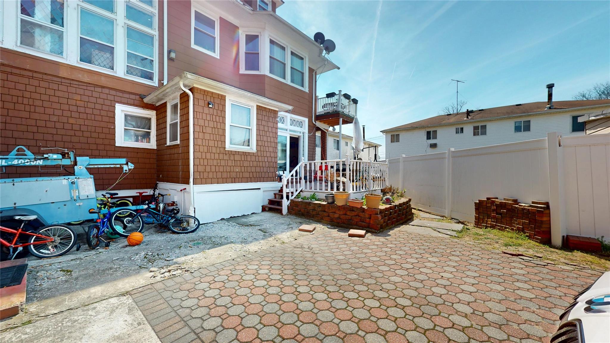 3106 Healy Avenue