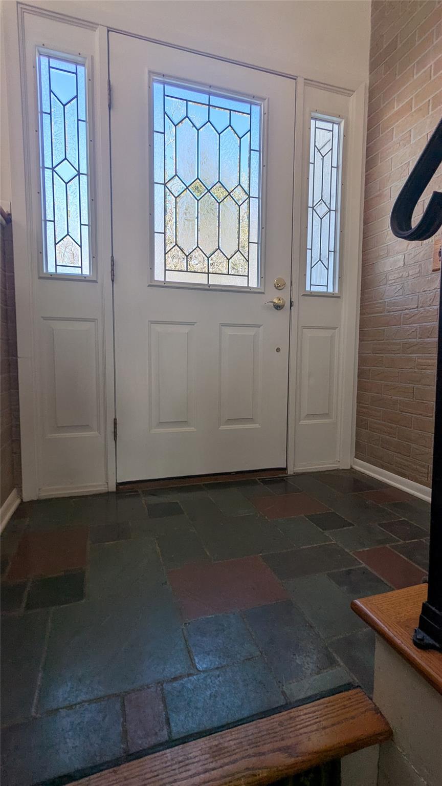 28 Montclair Avenue, Monsey, New York image 2