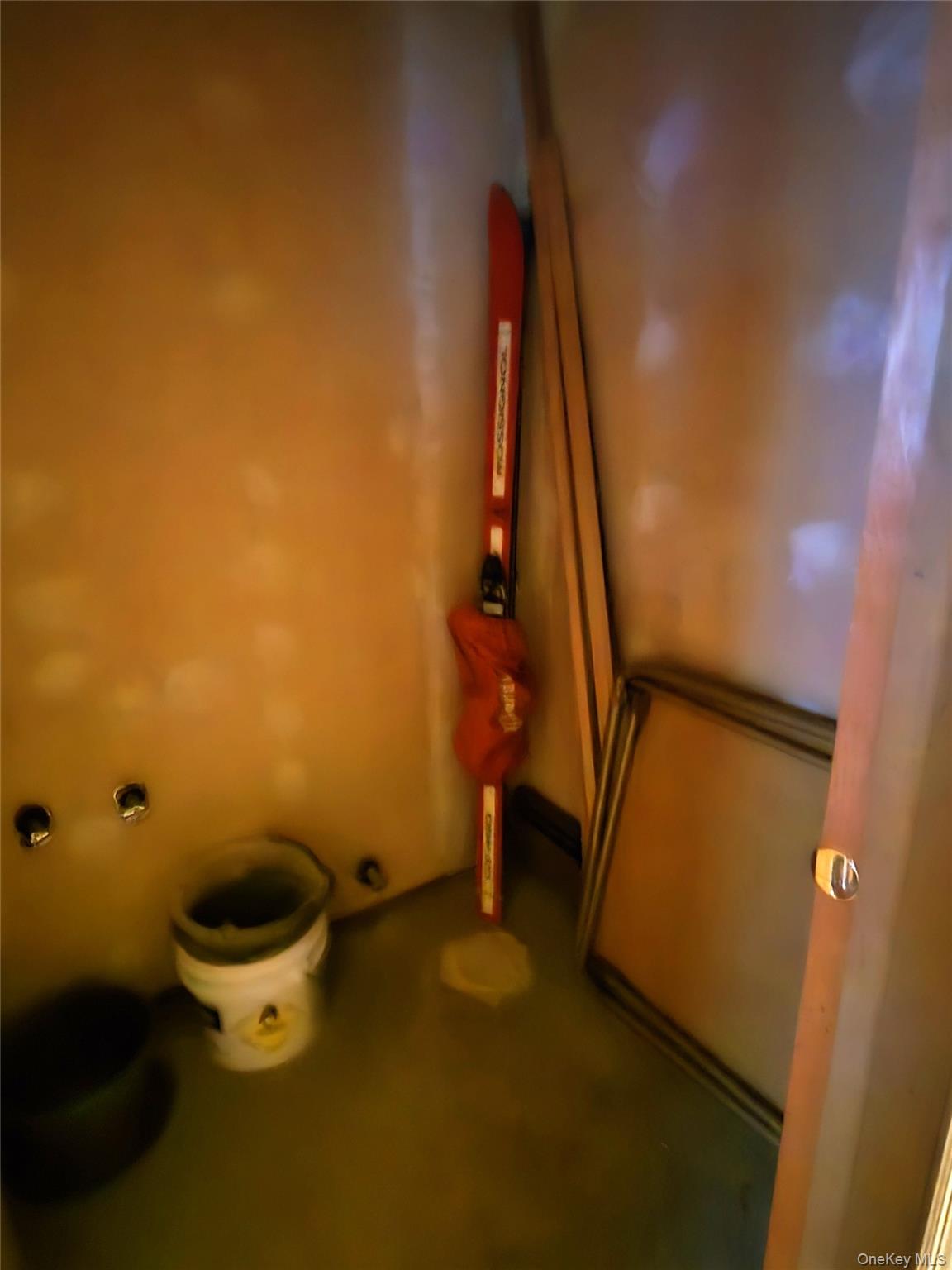 Hopewell Junction, New York 12533, United States, 4 Bedrooms Bedrooms, ,3 BathroomsBathrooms,Residential,Active,240697