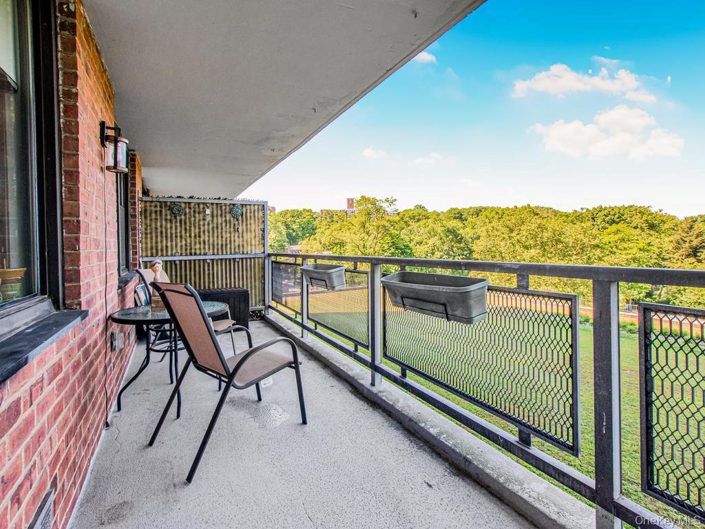 4705 Henry Hudson Parkway 3B