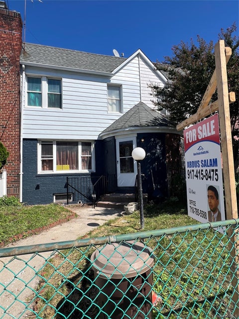 Photo of 113-21 204th Street, Saint Albans, NY 11412 (MLS # 1066561)