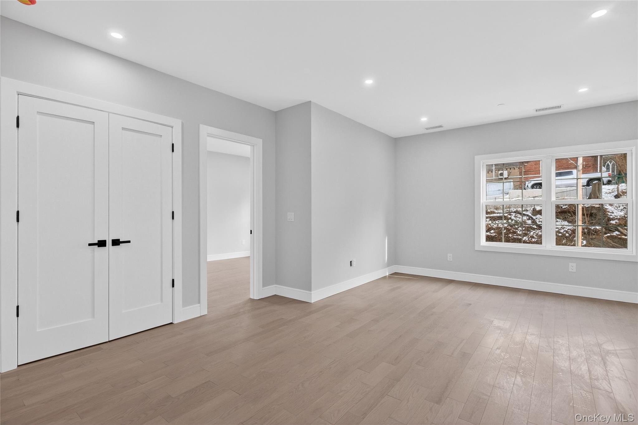 Wappingers Falls, New York 12590, United States, 2 Bedrooms Bedrooms, ,2 BathroomsBathrooms,Residential,Active,254568