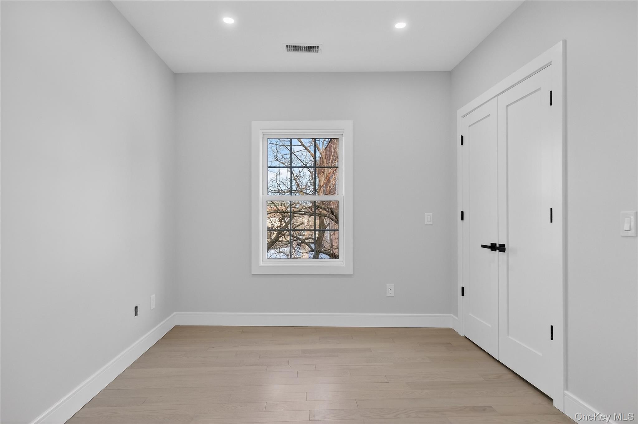 Wappingers Falls, New York 12590, United States, 2 Bedrooms Bedrooms, ,2 BathroomsBathrooms,Residential,Active,254568