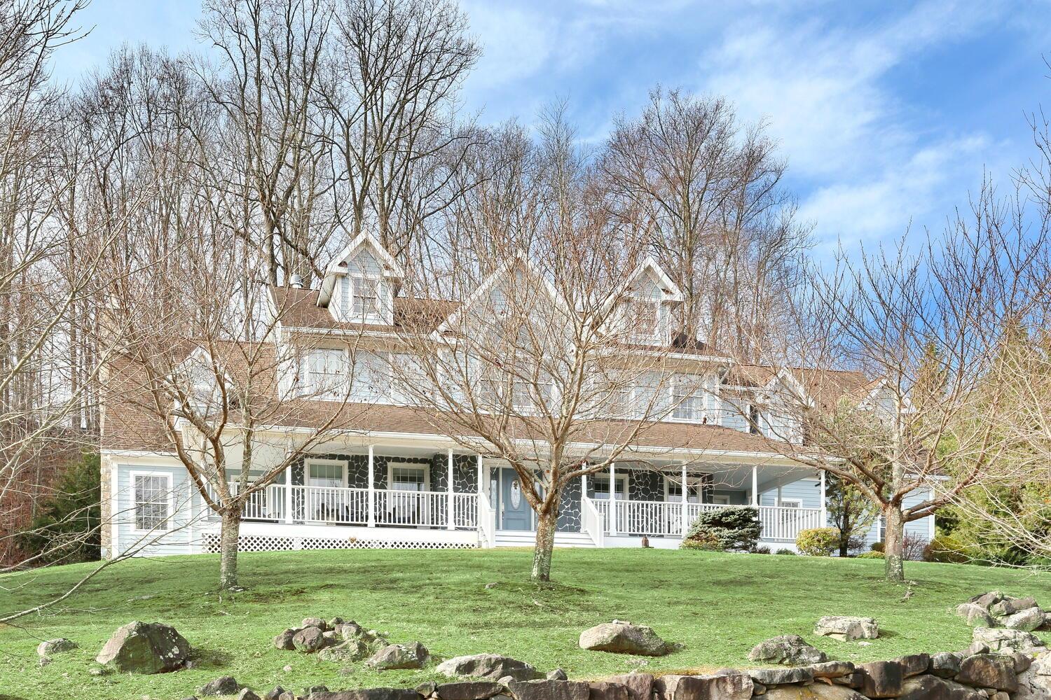 25 Juniper Terrace, Tuxedo Park, New York image 2