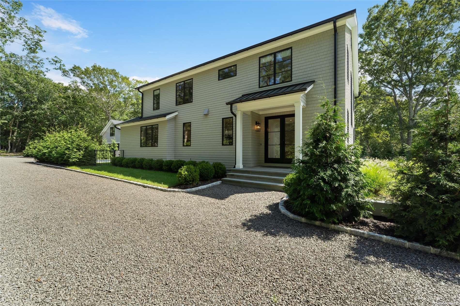 12 Old Main Road