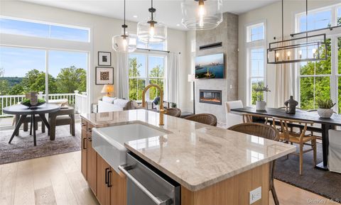 Condo For Sale - 5135 Teaberry Lane #11<br/> Fishkill, NY 12524