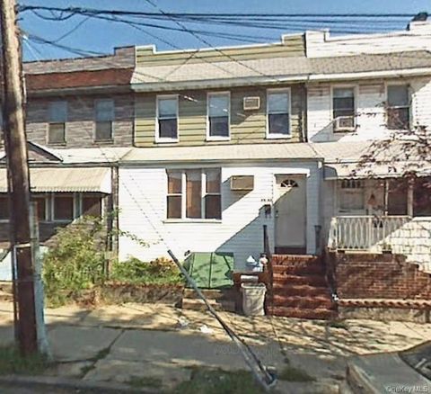 7947 68th Road Middle Village NY 11379