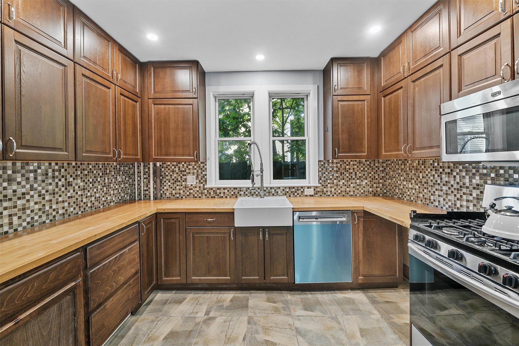 213 Walnut Street, Peekskill, New York image 12