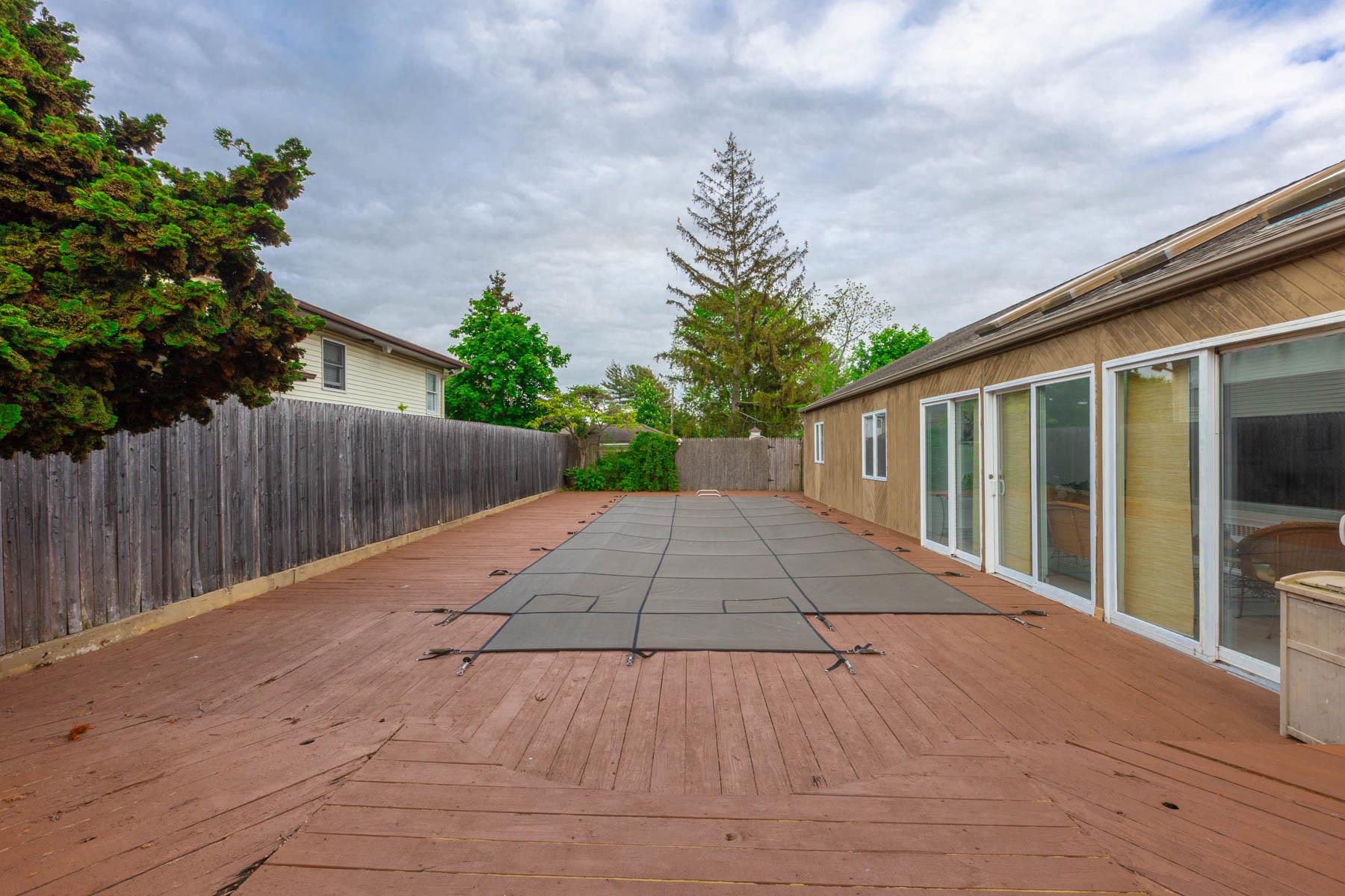 11 Woodside Avenue, Islip, New York image 29