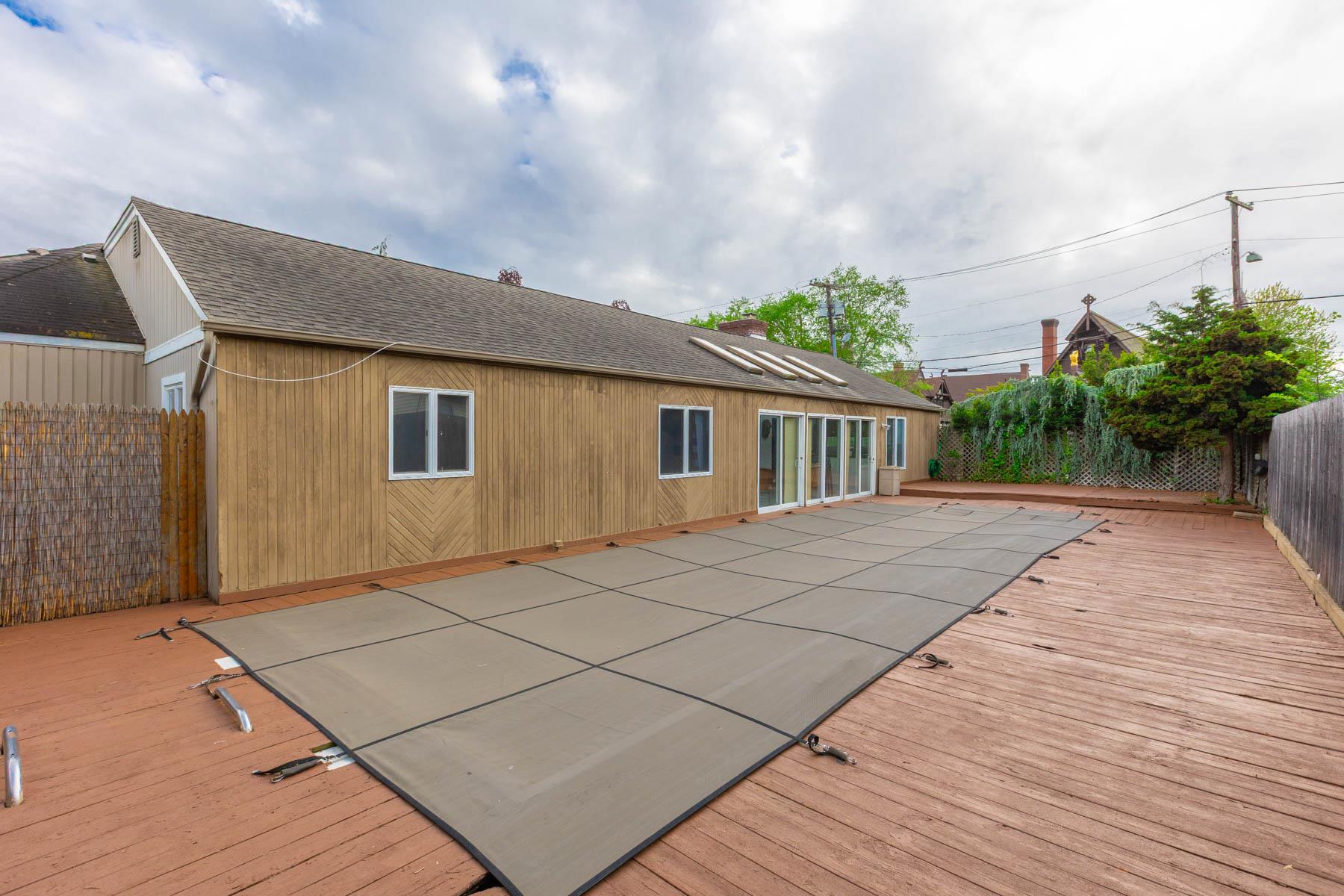 11 Woodside Avenue, Islip, New York image 28