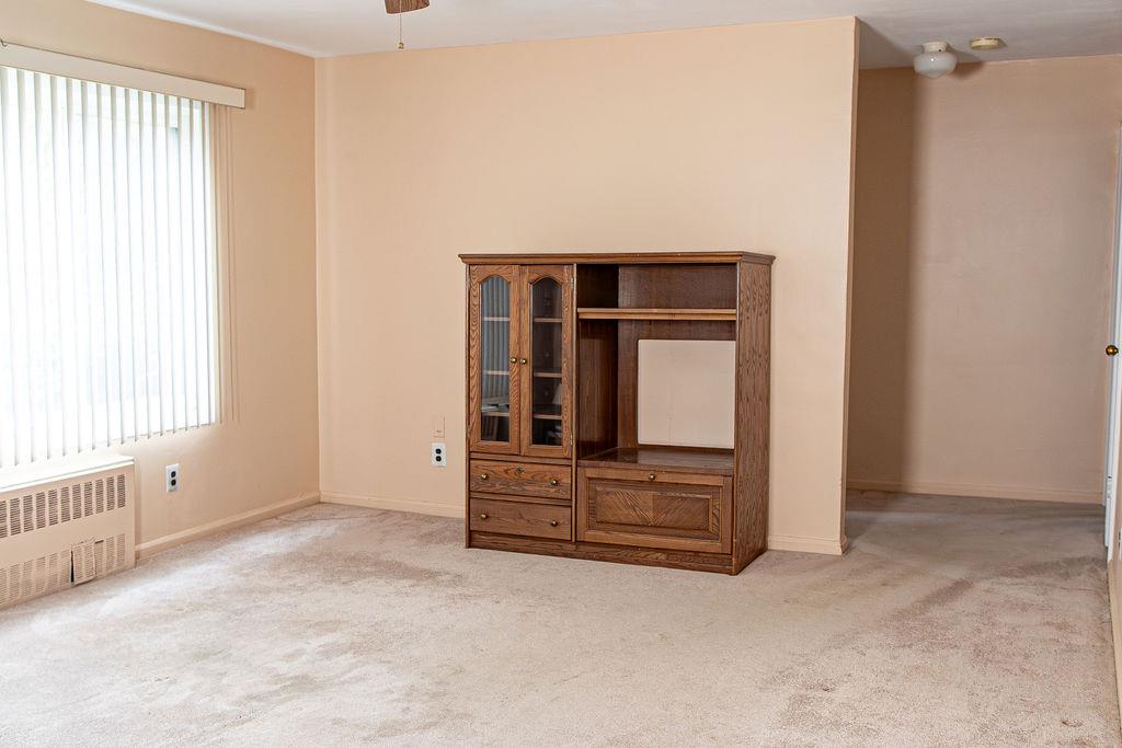 182 Edmunton Dr Dr #D3, North Babylon, New York image 3