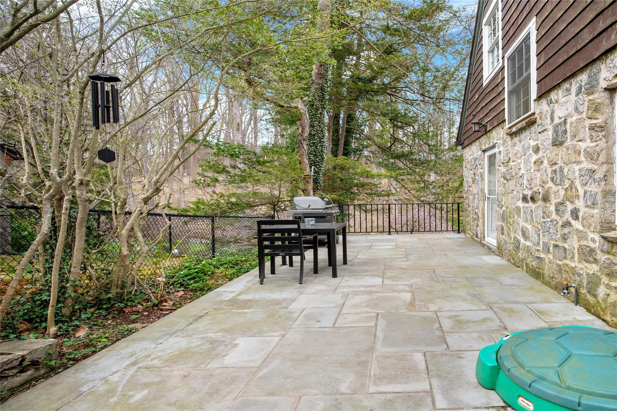 38 Reynal Road, White Plains, New York image 14