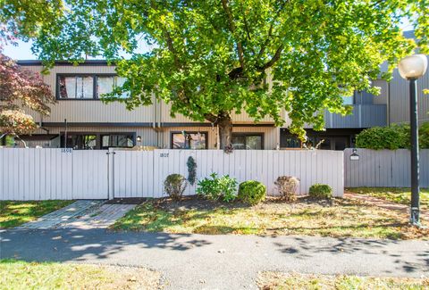 Photo of 1807 Holly Walk, Poughkeepsie, NY 12603 (MLS # 926683)