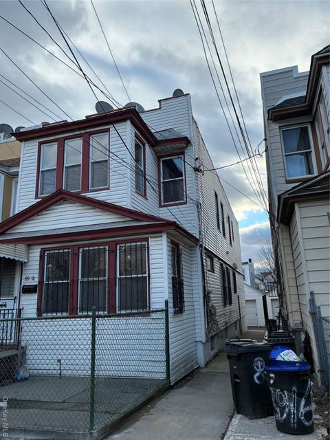 8918 182nd Place Hollis NY 11423