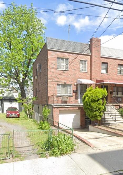 4749 Richardson Avenue