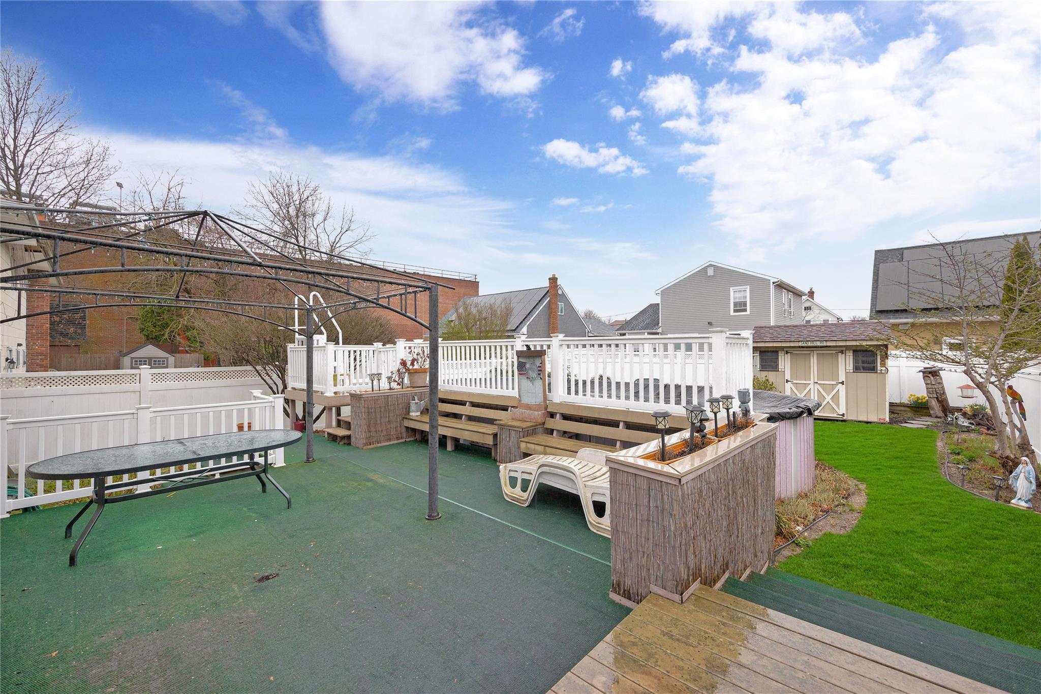 591 Conklin Street, Farmingdale, New York image 17