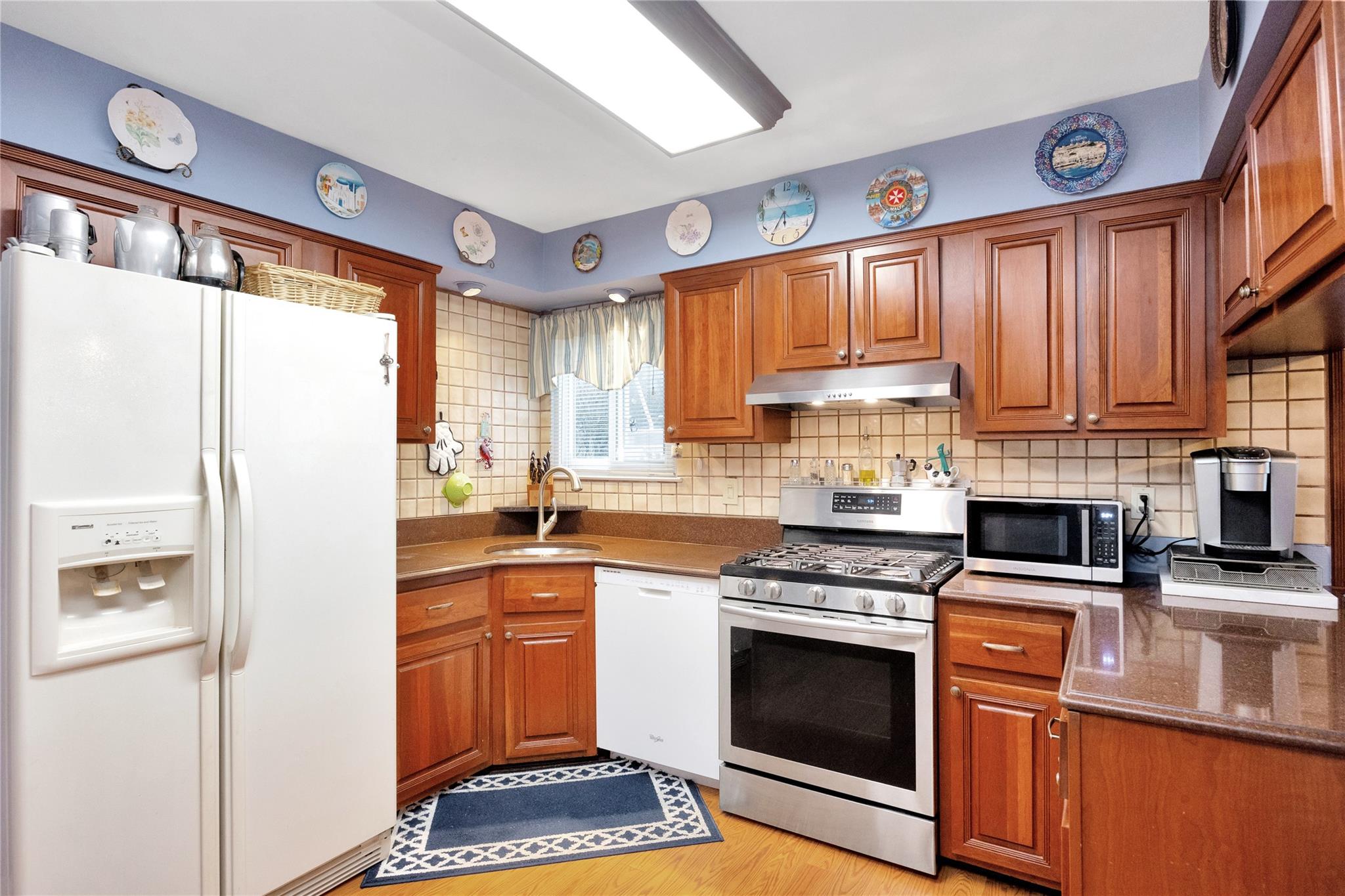 591 Conklin Street, Farmingdale, New York image 7