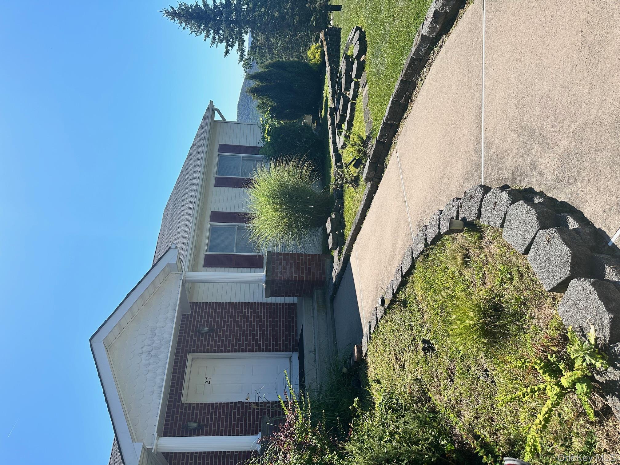 27 Clinton Drive