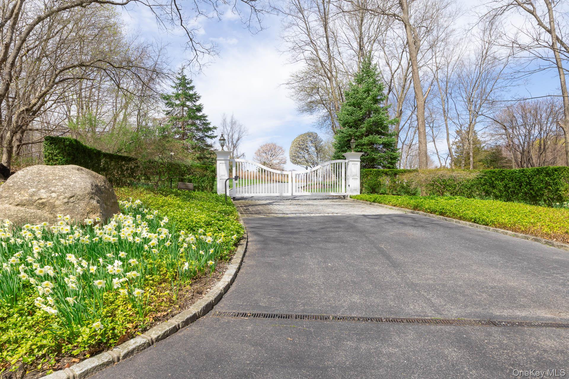 697 Short Beach Road