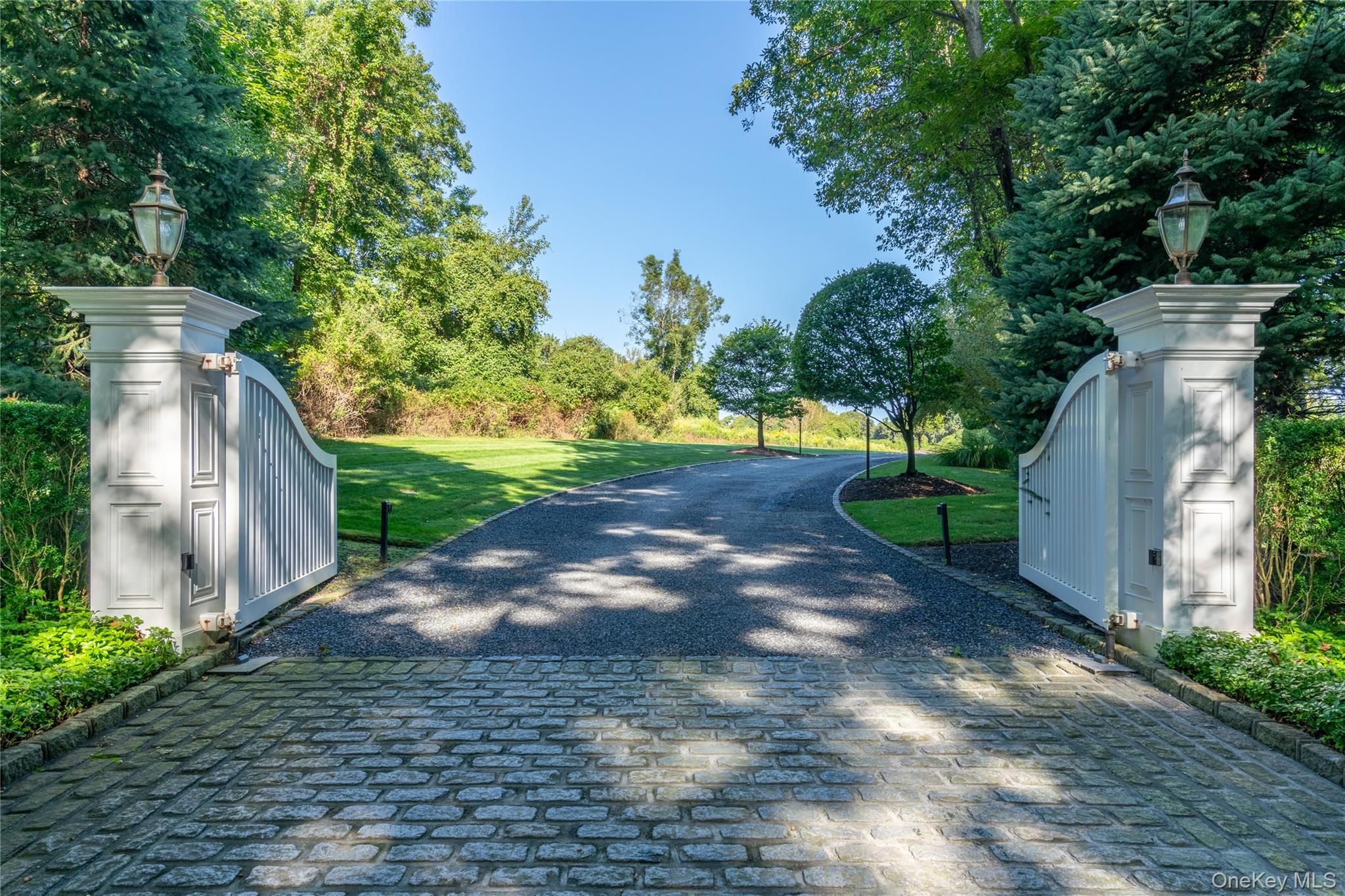 697 Short Beach Road