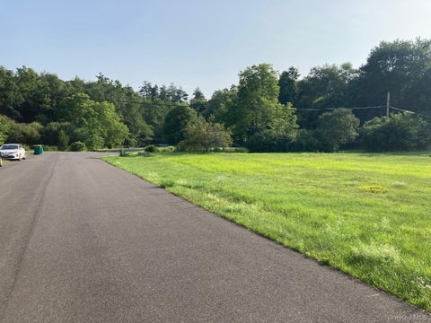 Vacant Land For Sale - 6 NE Paupawey Court<br/> Ulster County, Lake Katrine, NY 12401