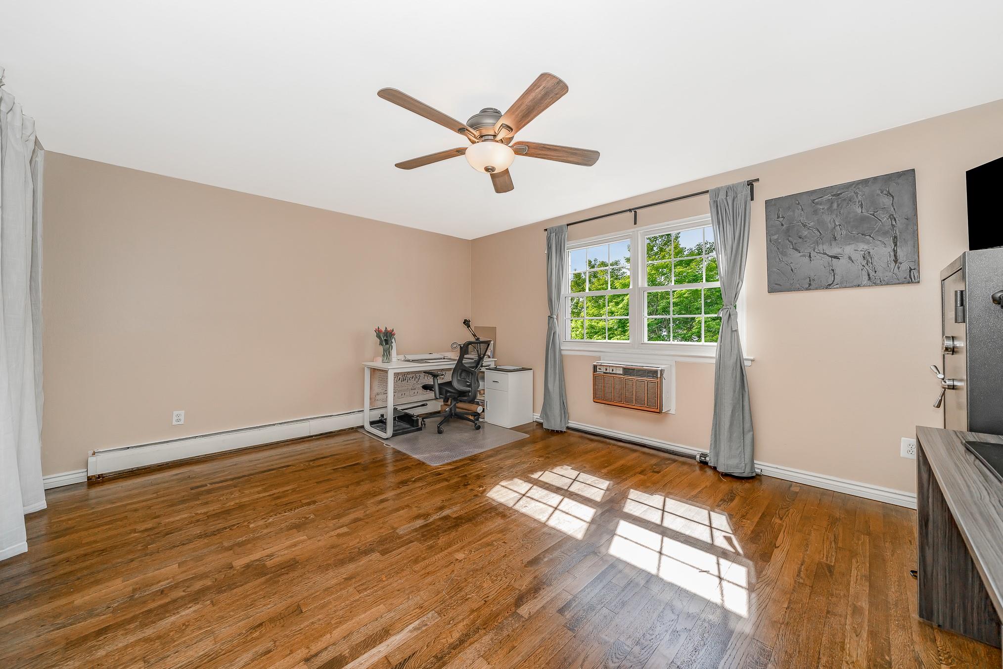 4804 Wilshire Lane #4804, Oakdale, New York image 15