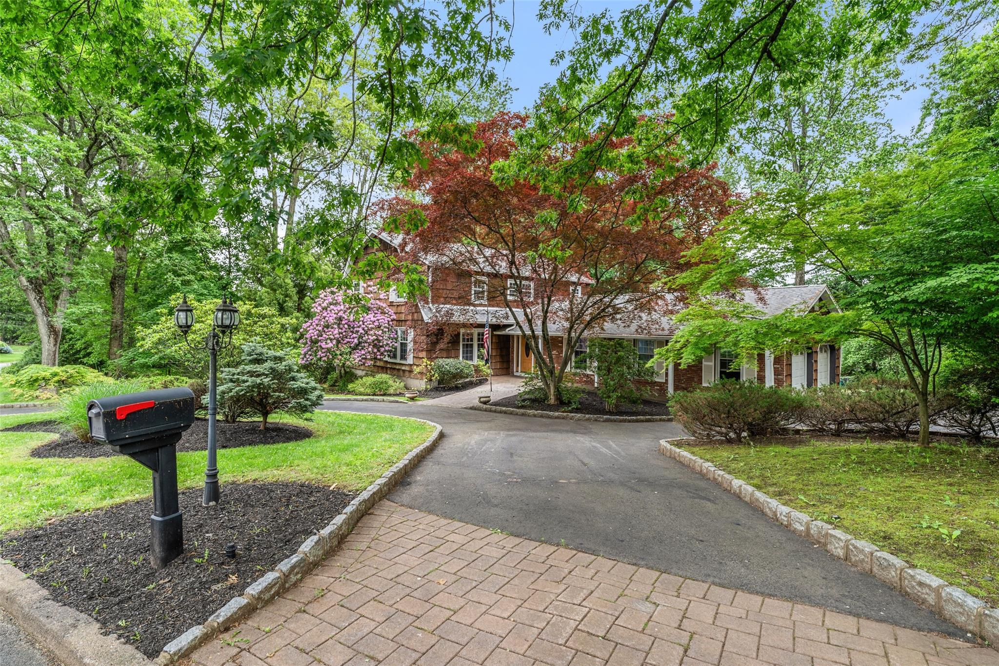 9 Stonehedge Drive, West Nyack, New York image 3