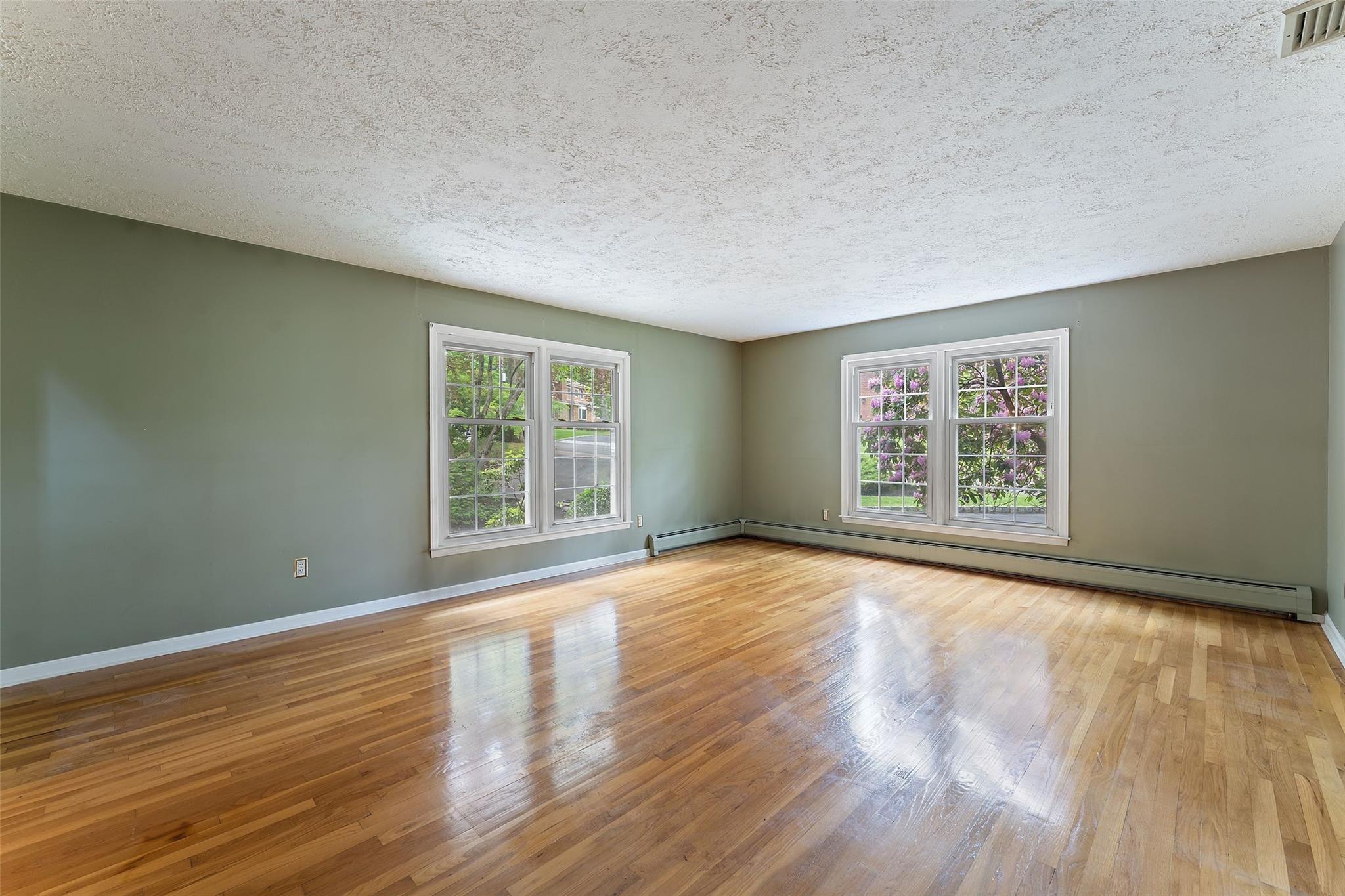 9 Stonehedge Drive, West Nyack, New York image 8