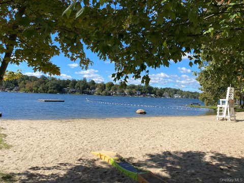 Homes For Sale - 9 Cottage Lane<br/> North Salem, NY 10560