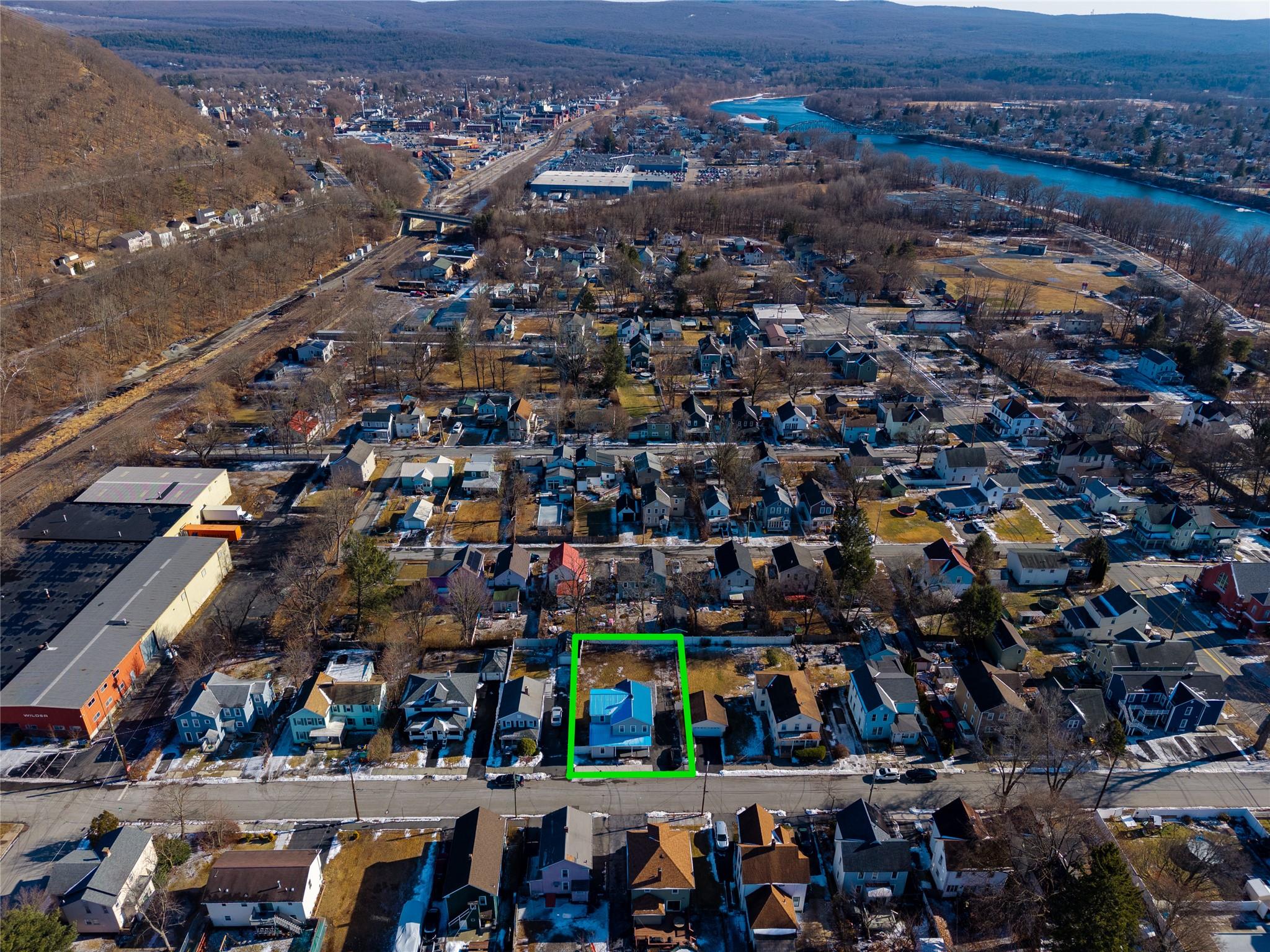 25 Mechanic Street, Port Jervis, New York image 33