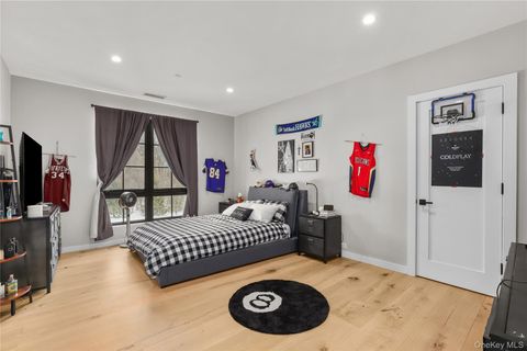 Tiny photo for 3031 Purchase Street, Purchase, NY 10577 (MLS # 962804)