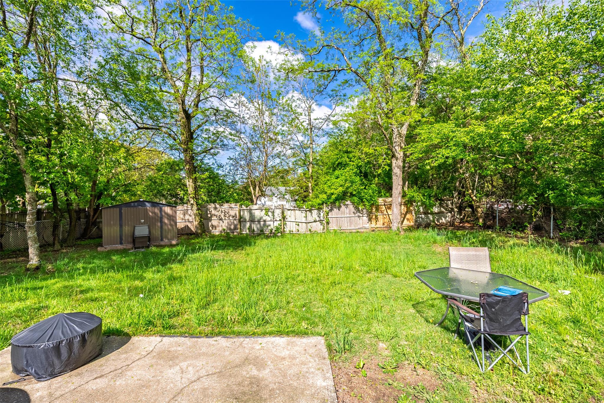 6 Gordon Avenue, Medford, New York image 5