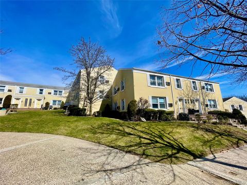 Photo of 25143 71st Avenue #119B, Bellerose, NY 11426 (MLS # 989525)