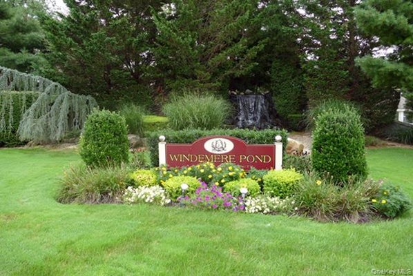 11 OAKMONT LN # 11, BAY SHORE, NY 11706 - Image 33be63a310379d0b6e1fd398ef2e59aa/3623655766